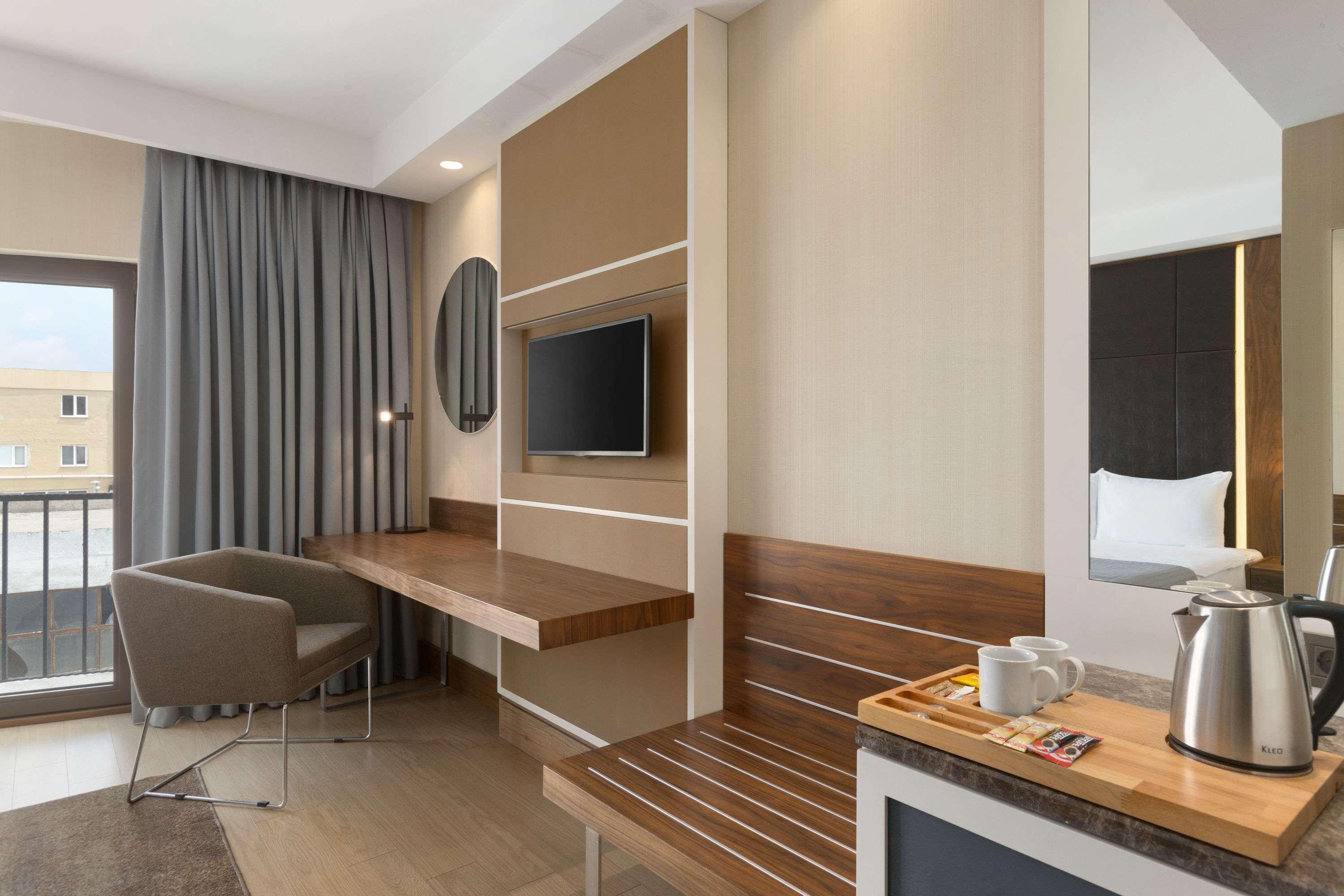 Ramada By Wyndham Istanbul Florya Hotel Exterior photo