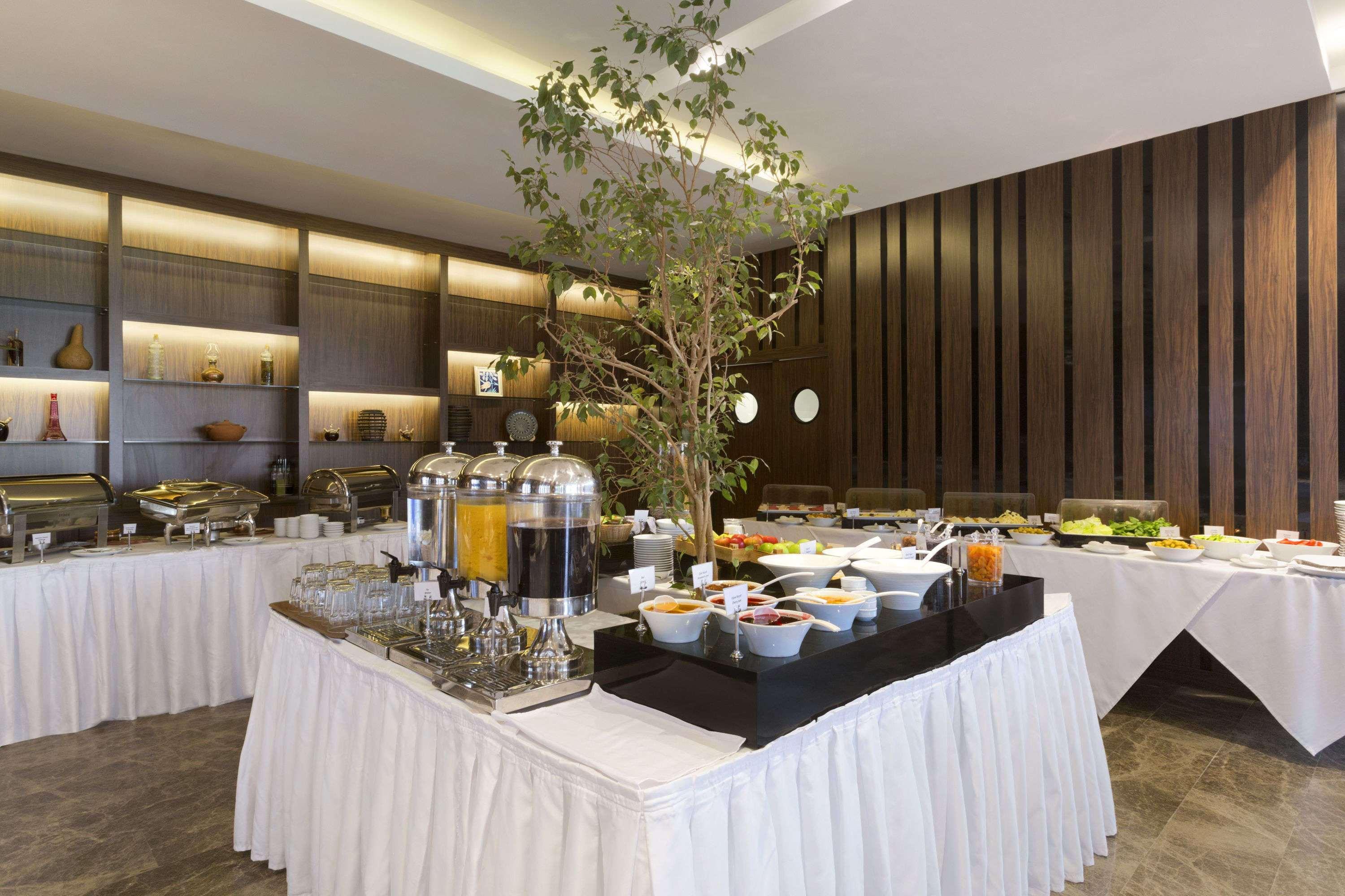Ramada By Wyndham Istanbul Florya Hotel Exterior photo