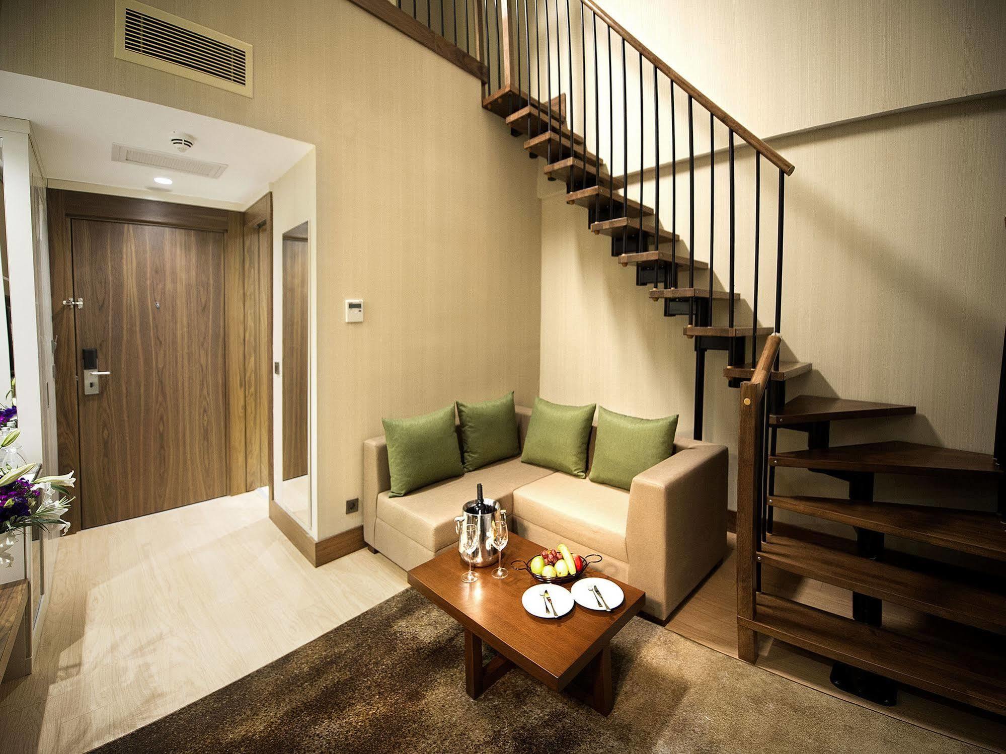 Ramada By Wyndham Istanbul Florya Hotel Exterior photo